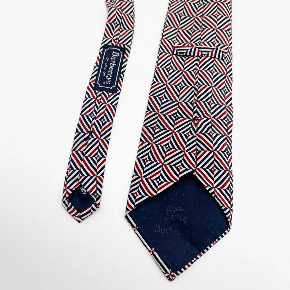 VTG Burberry of London Tie Mens 100% Silk Hand Sewn Made in USA Luxury
